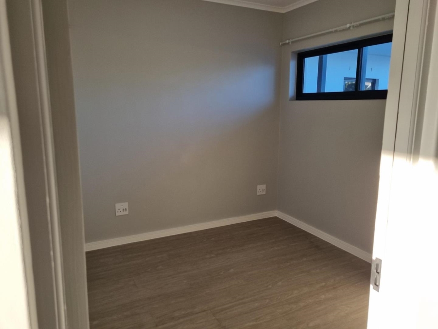 To Let 2 Bedroom Property for Rent in Sonstraal Heights Western Cape